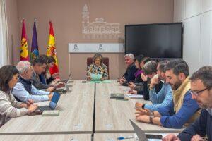 La Diputación mejorará con 750.000 euros las carreteras de El Cardoso y de Valdesotos, cuyas obras tardarán seis meses