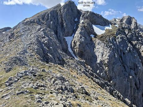 Sotres-Picu Boru/Deboru-Cuetu Tejáu