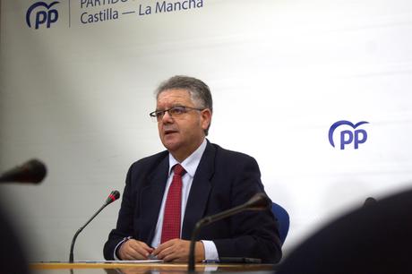 El PP asegura que «Page no es la solución, sino el gran problema de la sanidad» de Castilla-La Mancha