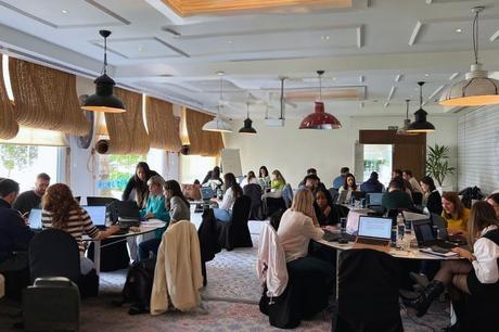 2025, un año de logros y resistencia: Allzone cierra el ejercicio con la mirada puesta en el futuro 2025, un año de logros y resistencia: Allzone cierra el ejercicio con la mirada puesta en el futuro