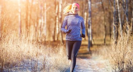 Ropa térmica de running: qué capas usar para moverte cómodo cuando baja la temperatura Ropa térmica de running