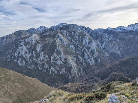 Cabeza Pandescura desde Canales
