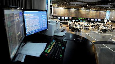 El sistema en la era del algoritmo. Capital global concentrado y cambios en el trabajo