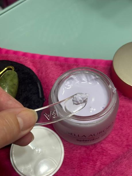 Bella Aurora Splendor 50 Bella Aurora Splendor 50