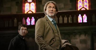 Puñales por la espalda 3: De entre los muertos; Una puñalada más sería ensañamiento Puñales por la espalda 3: De entre los muertos; Una puñalada más sería ensañamiento