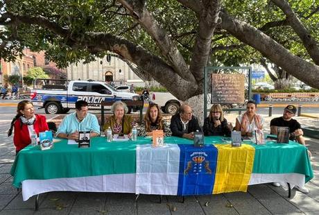 Autoras/es canarios cierran el Stand de España en la FIL de Guadalajara