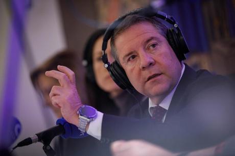 Page lamenta la «espiral preocupante» de un PSOE que entra «en barrena»: «Escándalo tras escándalo»