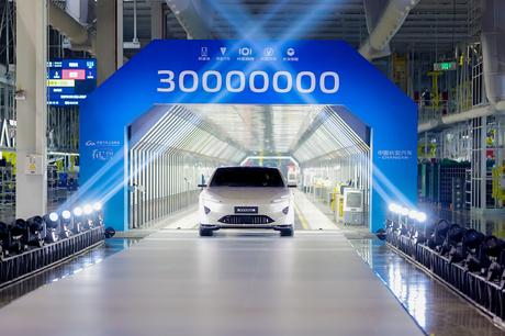 30 millones de unidades: el Grupo Automovilístico Chino Changan alcanza un hito histórico de producción e inicia una nueva era de crecimiento global centrado en el usuario y guiado por la tecnología