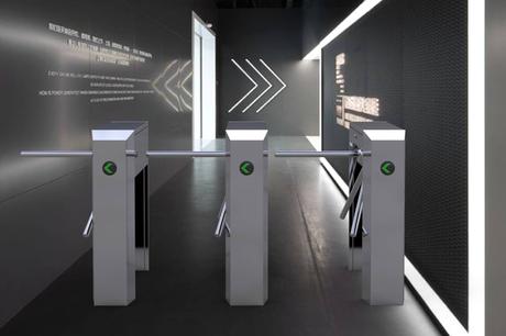 ASSA ABLOY refuerza el control de accesos con tornos de seguridad para entornos de alta exigencia