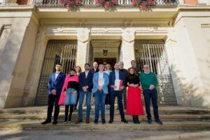 Diputación de Albacete reconoce la labor de las auxiliares de su Consorcio de Servicios Sociales Diputación de Albacete reconoce la labor de las auxiliares de su Consorcio de Servicios Sociales