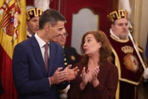 Armengol rechaza comportamientos machistas y dice que el PSOE «es un partido feminista por excelencia» Armengol rechaza comportamientos machistas y dice que el PSOE «es un partido feminista por excelencia»