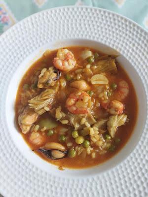 ARROZ CALDOSO CON GAMBAS Y MEJILLONES ARROZ CALDOSO CON GAMBAS Y MEJILLONES