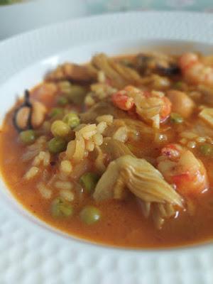 ARROZ CALDOSO CON GAMBAS Y MEJILLONES ARROZ CALDOSO CON GAMBAS Y MEJILLONES