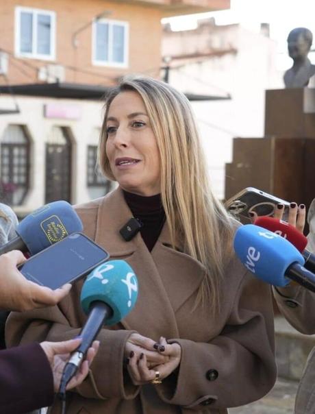 Abascal felicita a Kast por «su aplastante victoria» en la segunda vuelta de las elecciones presidenciales de Chile Abascal felicita a Kast por «su aplastante victoria» en la segunda vuelta de las elecciones presidenciales de Chile