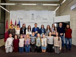 Serrano acompaña este miércoles a un grupo de internos de la Torrecica que van a ser recibidos en Roma por León XIV Serrano acompaña este miércoles a un grupo de internos de la Torrecica que van a ser recibidos en Roma por León XIV