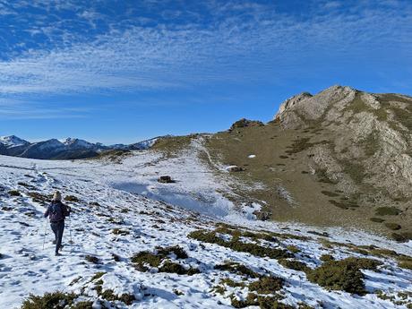 Peña Valdecuélabre desde Llamardal