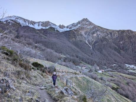 Peña Valdecuélabre desde Llamardal