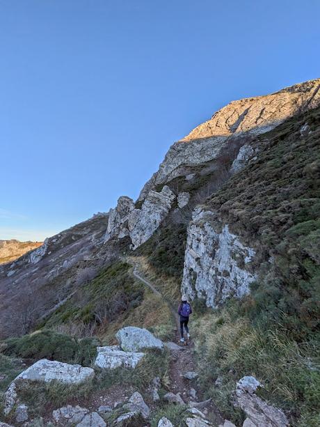 Peña Valdecuélabre desde Llamardal