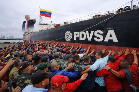Trump anuncia un bloqueo petrolero contra Venezuela.