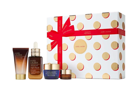 qué comprar para navidad 2025 con esta lista de productos beauty ideales para regalar: skincare, maquillaje y perfumes que son virales.
