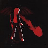 Nat Simons estrena Llamas de Dragón como su nuevo single con este vídeo lyric