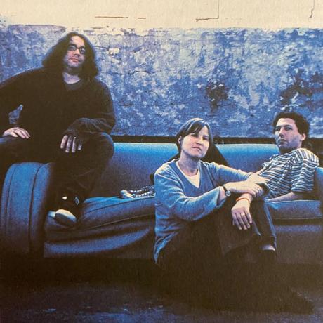 Clubdefans publica libro sobre esencial disco de Yo La Tengo