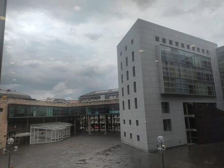 Trasladados a Sograndio los dos adolescentes detenidos por apuñalar a otros dos en Gijón