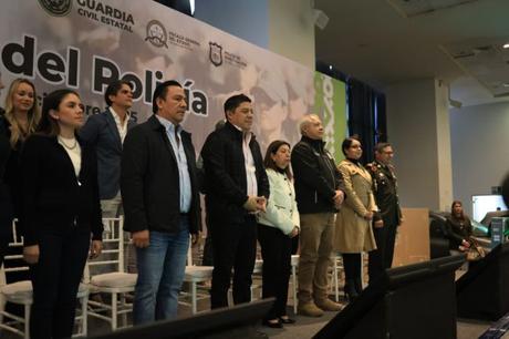 Ricardo Gallardo anuncia aumento salarial a personal de seguridad para 2026
