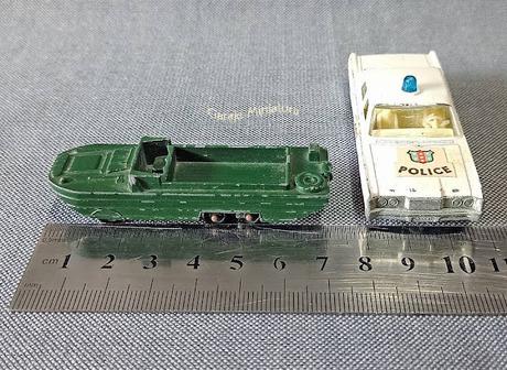 D.U.K.W. y Mercury Police Car piezas #55 de Matchbox