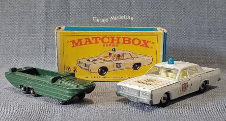 D.U.K.W. y Mercury Police Car piezas #55 de Matchbox