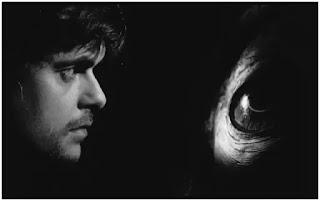 MELANCOLÍA DE LA RESISTENCIA (1989) DE LÁSZLÓ KRASZAHORKAI Y ARMONÍAS DE WECKMEISTER (2000), DE BÉLA TARR Y ÁGNES HRANIZKY. LA PAVOROSA REVOLUCIÓN.