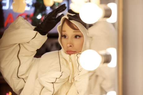 Ariana Grande regresa como anfitriona de Saturday Night Live este sábado 20 de diciembre