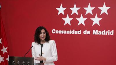 Ayuso presume de gestión y carga contra Sánchez.