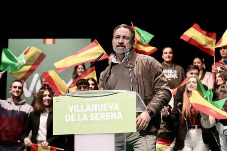 Abascal reivindica a Vox como el «gran triunfador» en Extremadura y avisa a Guardiola de que hará valer su fuerza
