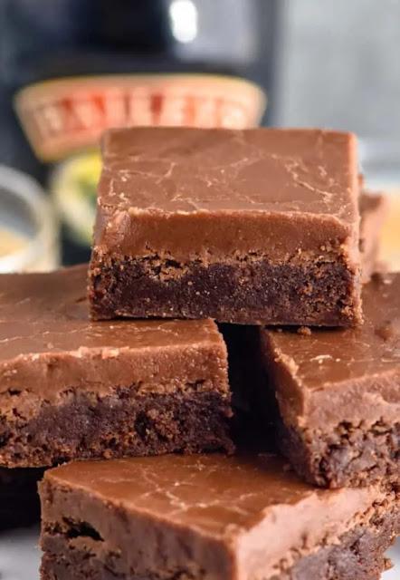 Brownies de Baileys Súper Cremosos