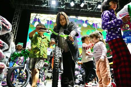 La Presidenta Concejal Paty Aradillas encabeza celebraciones de la Navidad Verde con música, juguetes y convivencia familiar