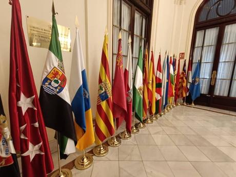 Gobierno central aprobará este martes un decreto que prorroga los descuentos en el transporte y crea el abono único Gobierno central aprobará este martes un decreto que prorroga los descuentos en el transporte y crea el abono único