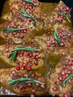 PAVO CON GRANADA Y ROMERO