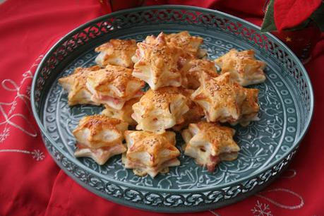 Estrellas de hojaldre con jamón york y queso Estrellas de hojaldre con jamón york y queso El Ágora de Ángeles