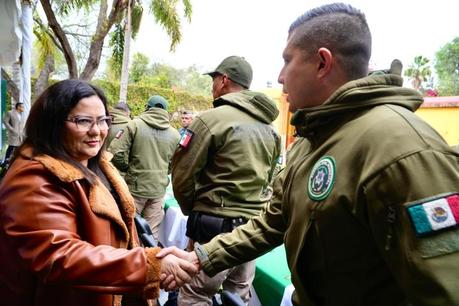 Paty Aradillas reconoce labor de la Guardia Civil Municipal en Villa de Pozos Paty Aradillas reconoce labor de la Guardia Civil Municipal en Villa de Pozos