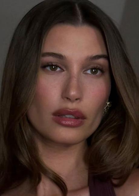 tips de maquillaje tiktok labios delineador marrón como se hace paso a paso makeup Artist internacionales redes sociales.