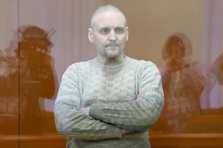 Un tribunal condena a seis años de prisión al líder izquierdista Sergei Udaltsov por justificación del terrorismo
