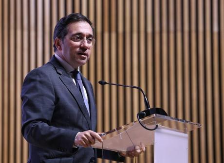 El temporal del mar en Barcelona ciudad obliga a activar la alerta del plan de emergencia