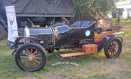Anasagasti del Museo Nacional de Aeronáutica en AutoClásica 2025