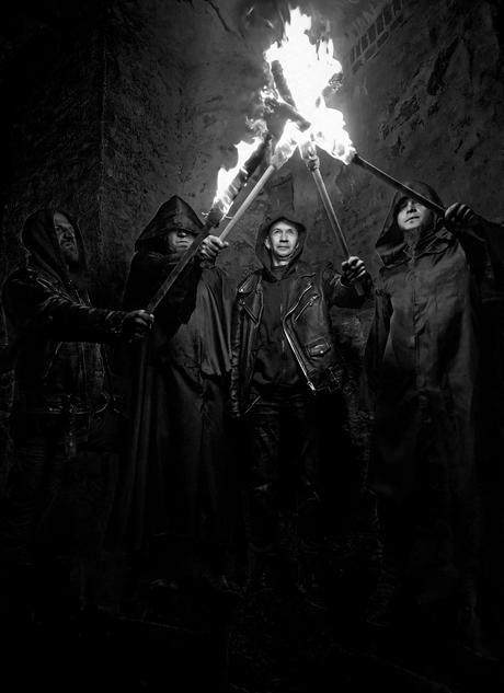 Deconstructing Sequence – «Tenebris Cosmicis Tempora»