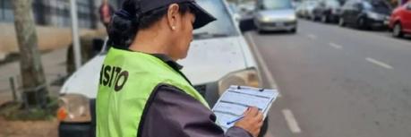 Multas por no llevar la documentación obligatoria al conducir: montos actualizados