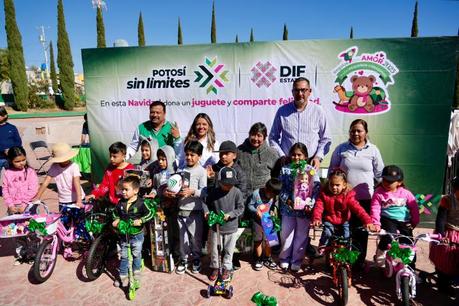 DIF municipal y estatal entregan apoyos invernales en Villa de Pozos