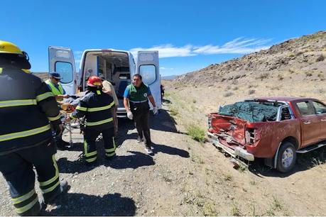 Fuerte choque complica el tránsito en la Ruta 237: fue entre un camión y tres autos