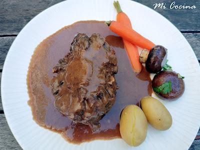 RABO DE VACA AL VINO TINTO (RECETA ESTILO MARTIN BERASATEGUI)