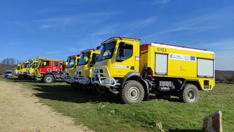 Vox pide en el Congreso modernizar las comisarías y dotar a la Policía de vehículos y uniformes «suficientes»